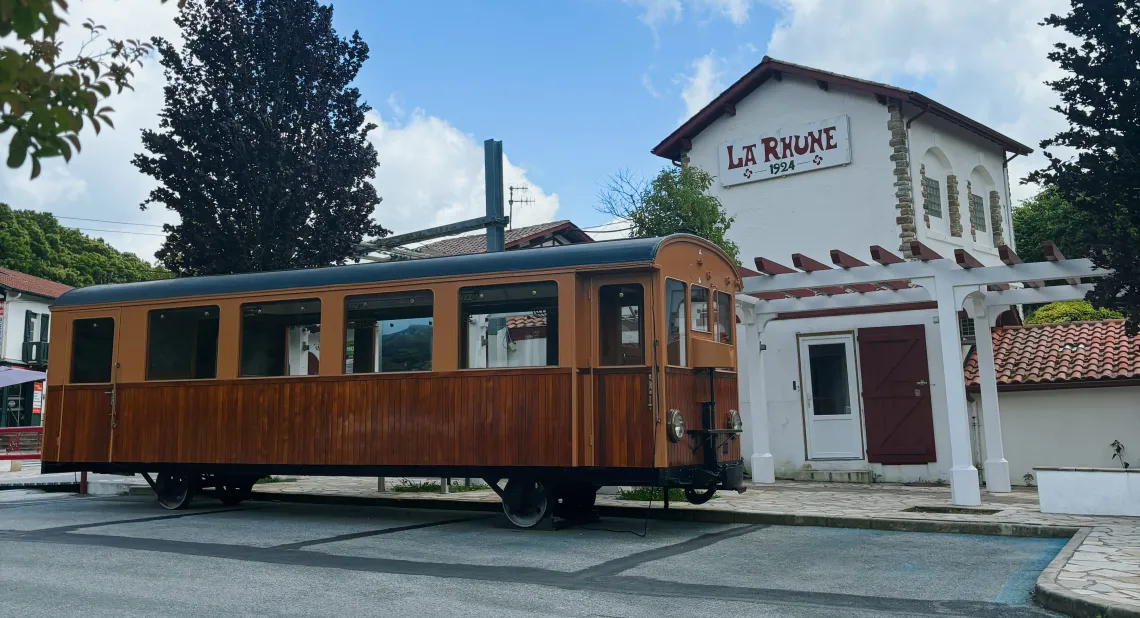 Viaje a Ainhoa, Tren de La Rhune y Sare – Lunes 12 de Octubre