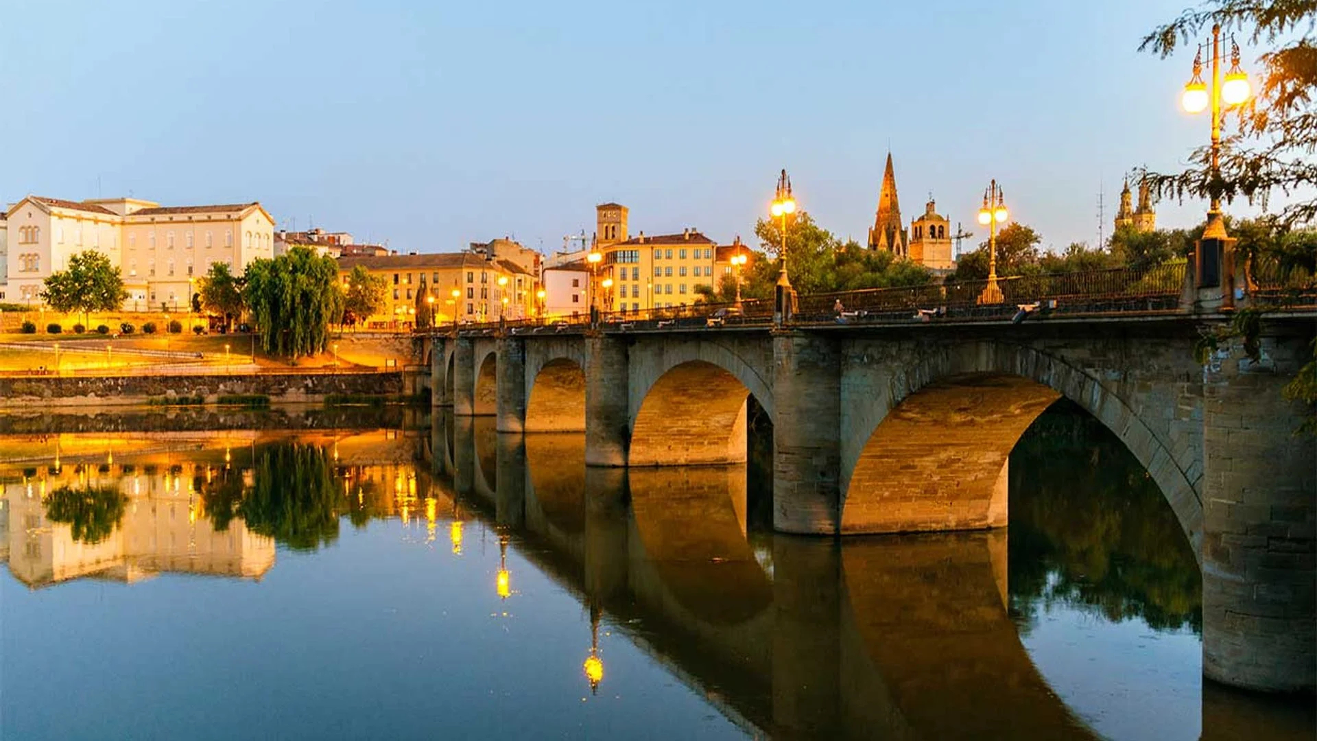 Viaje a las Brujas de Zugarramurdi en Logroño – Sábado 7 de Noviembre